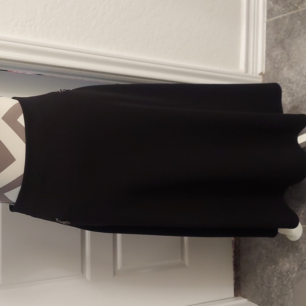 Avenue Women's skirt